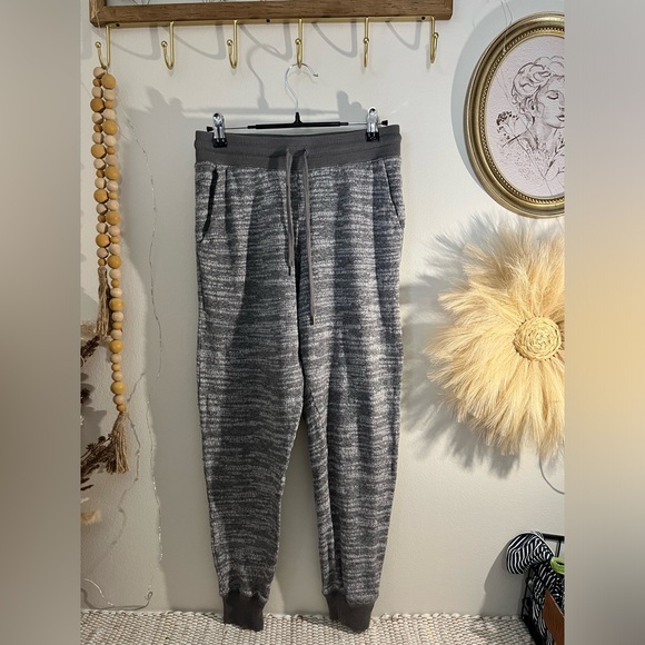 Aerie XS Burgundy High Waist Jogger Pants - Picture 1 of 3